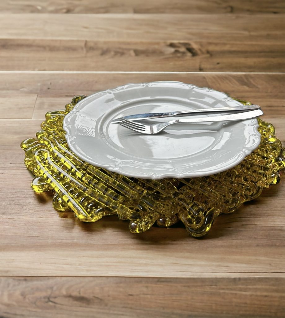 TABLE MAT OwoTre